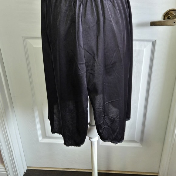 Vanity Fair Vintage Black Nylon And Lace Half Slip Size L 42‎ Side Slit Lingerie - Picture 3 of 7